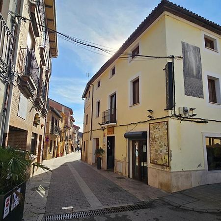 Hostal Albe Carrion De Los Condes Ngoại thất bức ảnh
