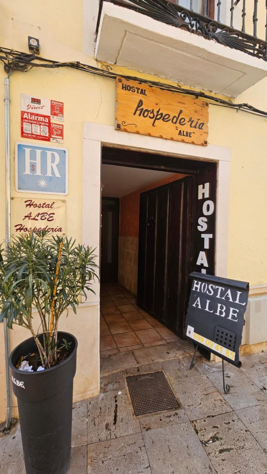 Hostal Albe Carrion De Los Condes Ngoại thất bức ảnh