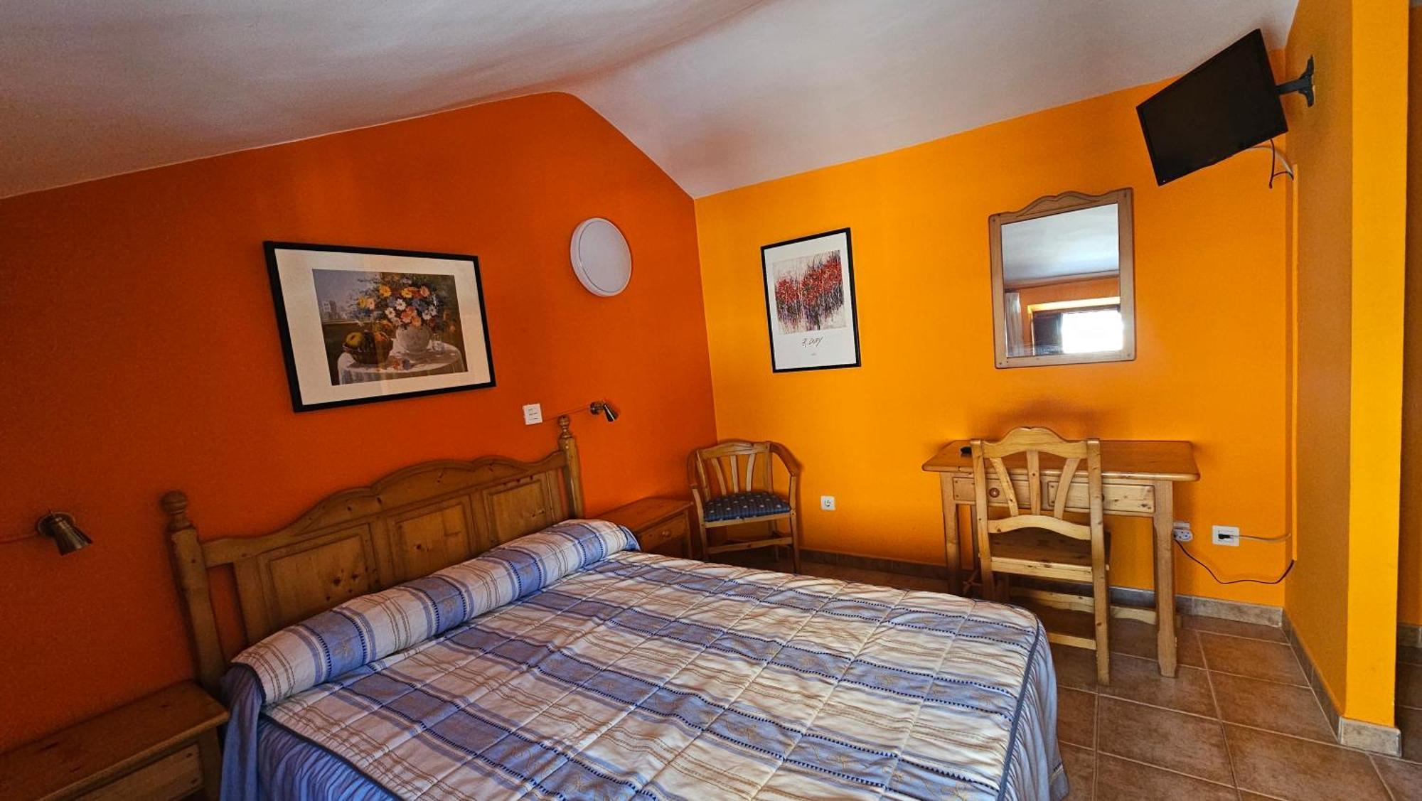Hostal Albe Carrion De Los Condes Ngoại thất bức ảnh